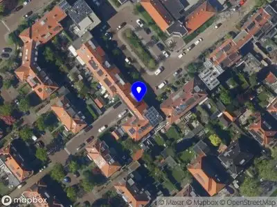 Ambulance met grote spoed naar de Plaats van Middendorp in Voorburg