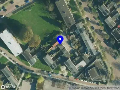 Brandweer met grote spoed naar de Groenhofstraat in Hengelo vanwege gebouwbrand