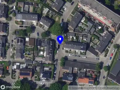 Brandweer met gepaste spoed naar de Magnoliastraat in Alblasserdam