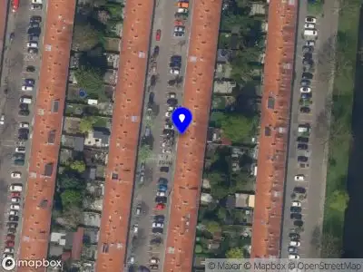 Ambulance met grote spoed naar de Korhaanstraat in Rotterdam