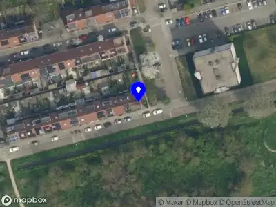 Ambulance met grote spoed naar de Alkstraat in Delft