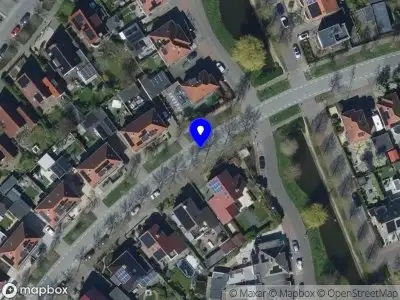 Ambulance met grote spoed naar de P.C. Hooftstraat in Sommelsdijk