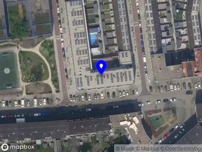 Ambulance met grote spoed naar de Slaghekstraat in Rotterdam