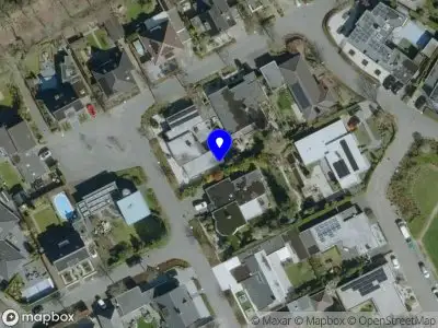 Brandweer met grote spoed naar de Frans van Thoorlaan in Eindhoven vanwege reanimatie