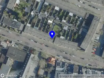 Brandweer met grote spoed naar de Nina Simonestraat in Nijmegen vanwege waarnemen gaslucht