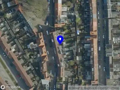 Brandweer met gepaste spoed naar de Waterhoefstraat in Tilburg vanwege wateroverlast