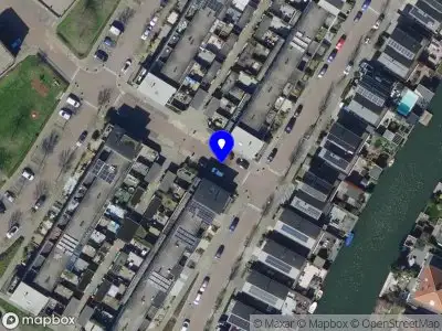 Ambulance met gepaste spoed naar de Valkenoog in Rhoon