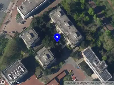 Ambulance met grote spoed naar de Jan Willem Frisohof in 's-Gravenhage