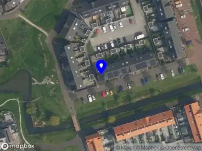 Ambulance met grote spoed naar de Zilverstreepzoom in Pijnacker