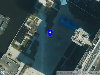 Brandweer met gepaste spoed naar de De Veldmaat in Enschede vanwege een liftopsluiting