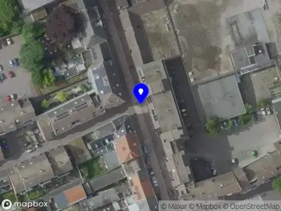 Ambulance met grote spoed naar de Sint Christoffelstraat in Roermond