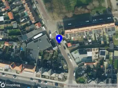 Brandweer met gepaste spoed naar de Platanenstraat in Almelo