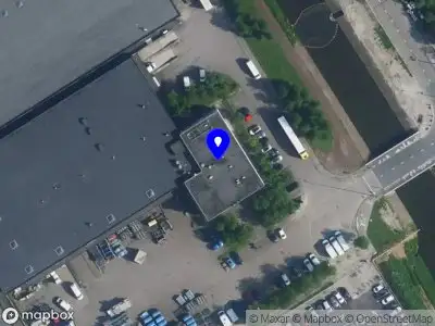 Brandweer met gepaste spoed naar de Toekanweg in Schiphol