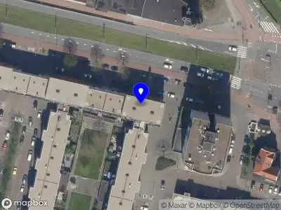 Ambulance met grote spoed naar de Pelgrimsstraat in Rotterdam