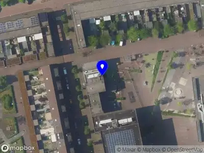 Brandweer met grote spoed naar de Beneluxlaan in Almere vanwege reanimatie