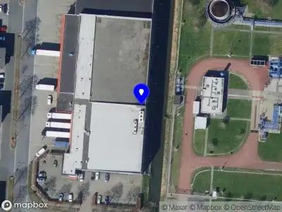 Brandweer met grote spoed naar de Londen in Barendrecht vanwege voertuigbrand