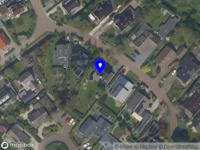 Ambulance met grote spoed naar de Notaris L P vd Blinklaan in Brielle