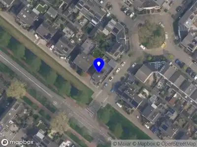 Ambulance met grote spoed naar de Schildmos in Bergschenhoek