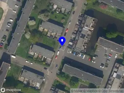 Ambulance met grote spoed naar de mr. Verschuurstraat in Vlaardingen