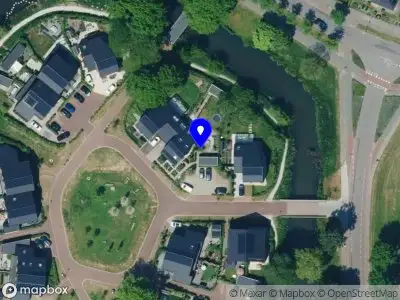 Brandweer met gepaste spoed naar de Valkhof in Barneveld vanwege een buitenbrand