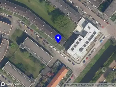 Ambulance met gepaste spoed naar de Strobloemstraat in Rotterdam