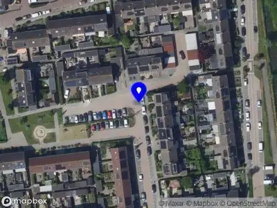 Ambulance met grote spoed naar de Iepenlaan in Oud-Alblas