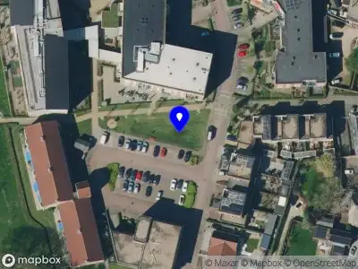 Brandweer met gepaste spoed naar de Stationsstraat in Druten vanwege afgaan automatisch brandalarm