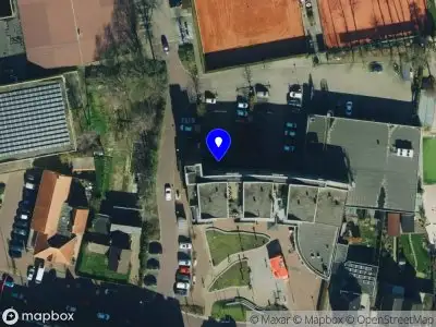 112 melding Brandweer met gepaste spoed naar de W.H. van de Pollstraat in Wapenveld vanwege waarnemen gaslucht