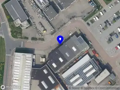 Ambulance met grote spoed naar de De Schans in Ridderkerk