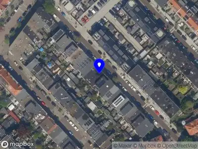 Ambulance met gepaste spoed naar de Van Smaleveltstraat in Schiedam