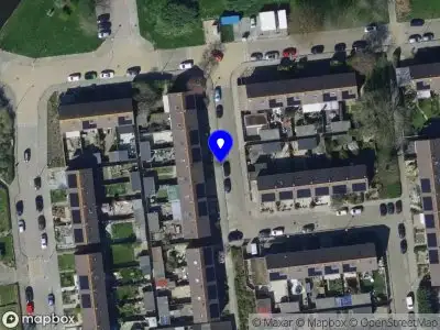 Brandweer met grote spoed naar de Helmstraat in Hellevoetsluis vanwege stankoverlast