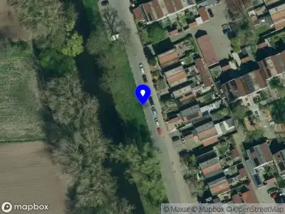 Brandweer met grote spoed naar de Aalbeek in Ede vanwege stankoverlast