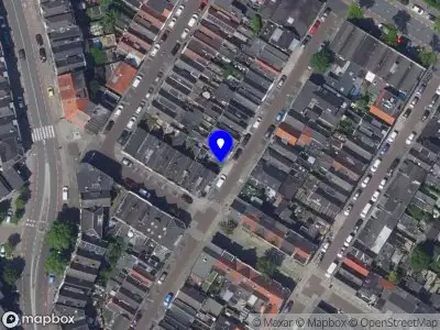 112 melding Ambulance met grote spoed naar de Tweede Reedwarsstraat in Dordrecht