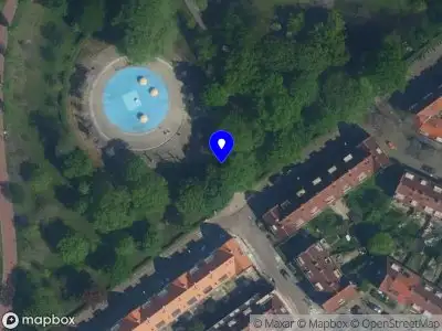 Brandweer met gepaste spoed naar de Adelaarsweg in Amsterdam vanwege wateroverlast