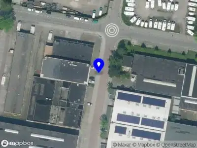 Brandweer met grote spoed naar de Ambachtstraat in Edam vanwege waarnemen gaslucht