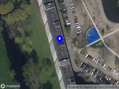 Ambulance met grote spoed naar de Valeriusrondeel in Capelle aan den IJssel