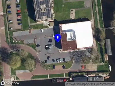 Brandweer met grote spoed naar de Harinxmastrjitte in Heeg vanwege gebouwbrand