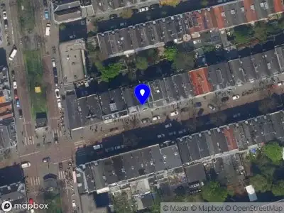 Ambulance met gepaste spoed naar de Nieuwe Binnenweg in Rotterdam