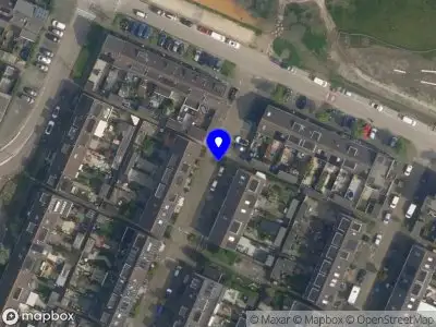 Ambulance met grote spoed naar de Suze Groenewegstraat in Pijnacker