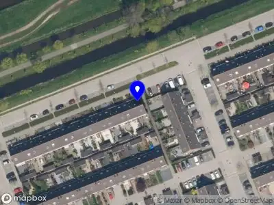 Ambulance met grote spoed naar de Slot Haamstedepad in Schiedam