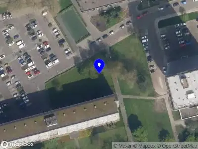 Ambulance naar de Anatole Franceplaats in Rotterdam