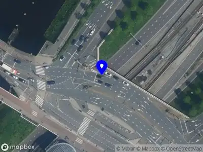 Snelheidscontrole op Johan van Hasseltweg te Amsterdam