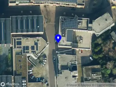 Brandweer met gepaste spoed naar de Willem-Alexanderstraat in Nijverdal vanwege een liftopsluiting