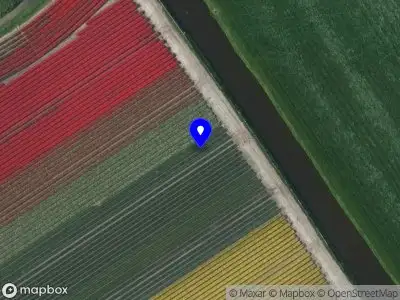 Ambulance met grote spoed naar de Berkmeerdijk in Obdam