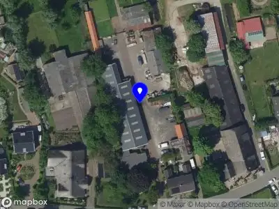 Ambulance met grote spoed naar de Binnendams in Hardinxveld-Giessendam