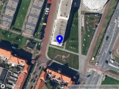 Brandweer en politie met grote spoed naar de Oostzaan in Groningen vanwege grote brand