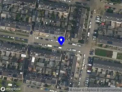 Brandweer met grote spoed naar de Meidoornstraat in Nieuwegein vanwege afhijsen patient