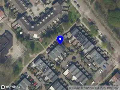 Ambulance met gepaste spoed naar de De Wijngaard in Rozenburg