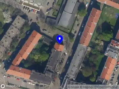 Ambulance met grote spoed naar de Oosteinde in Rotterdam