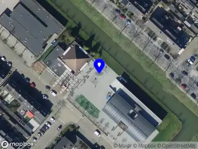 Brandweer met grote spoed naar de Van Kijfhoekstraat in Hendrik-Ido-Ambacht vanwege gebouwbrand